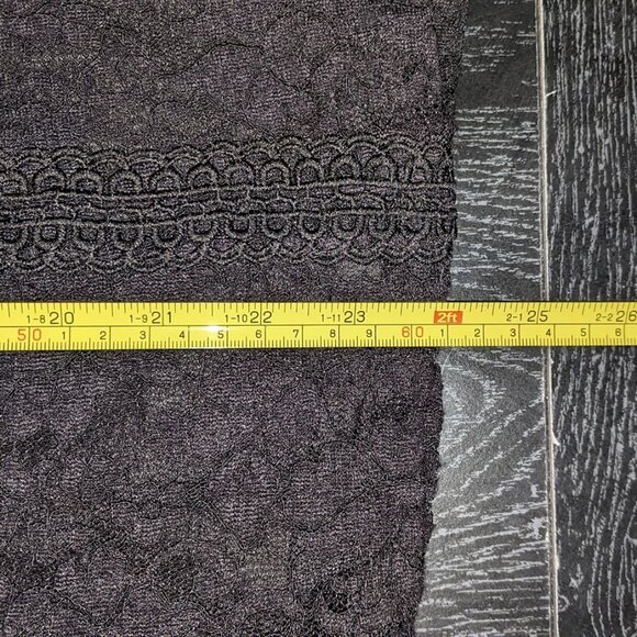 Cable and Gauge Black Lace Tank Size Large - Picture 7 of 11